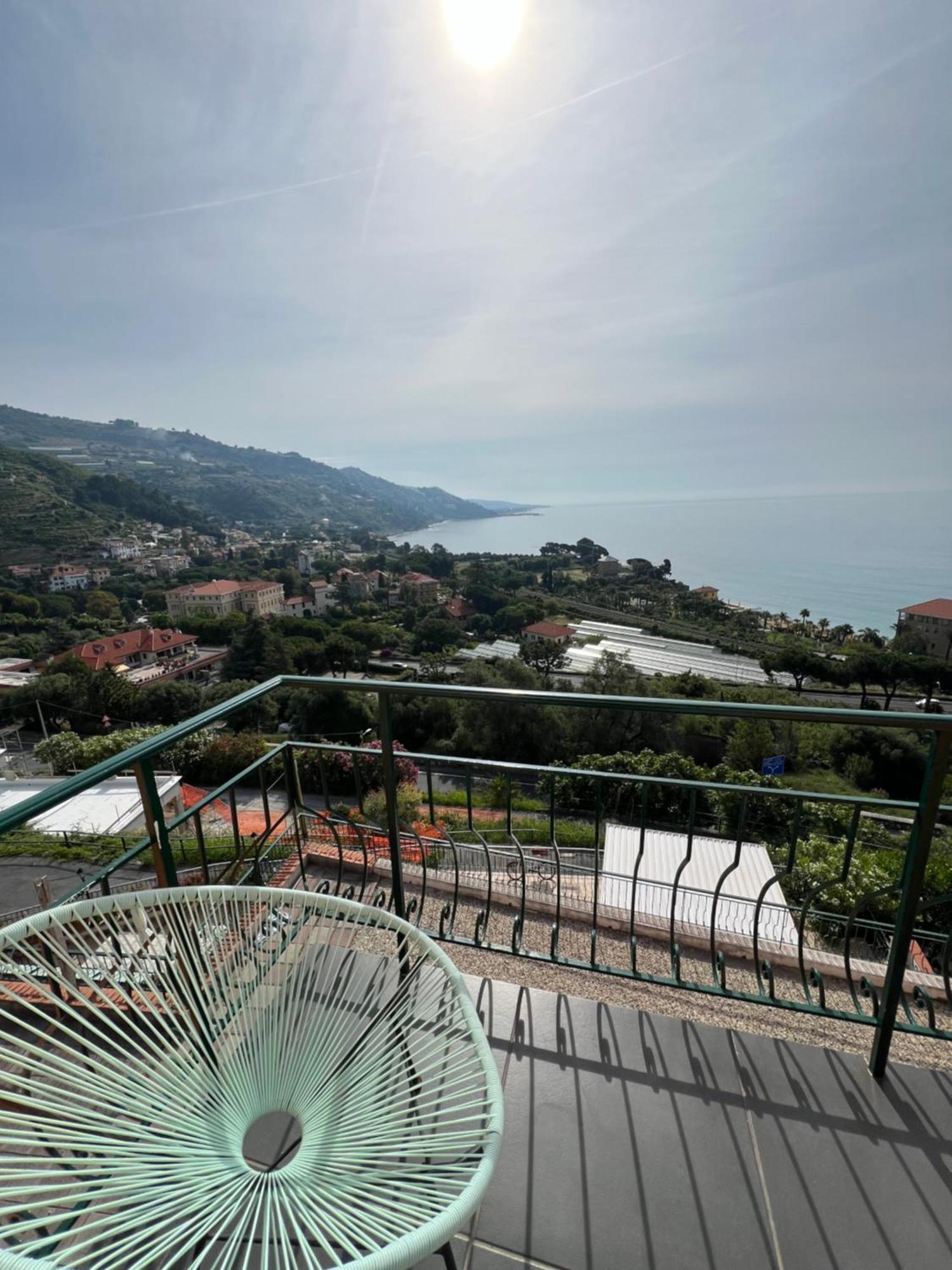 Agriturismo Un Mare Di Fiori Villa Ventimiglia Exterior photo